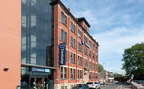 Macclesfield Central Travelodge